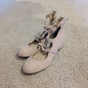 Zigi Soho Women's Cream Ankle Strap Heels